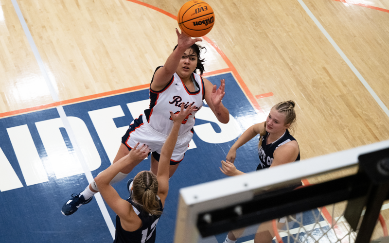 Close Game: Lady Raiders Fall To Cincinnati At Home, 59-56 Close Game: Lady Raiders Fall To Cincinnati At Home, 59-56