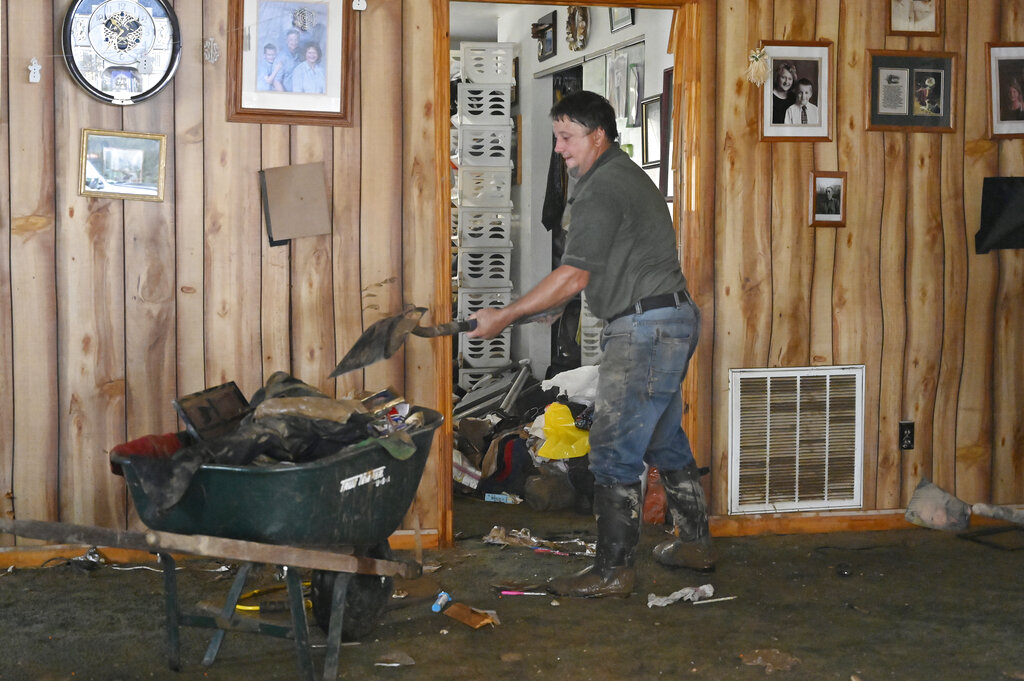 Community Mourns Environmentalist's Death In NKY Floods Community Mourns Environmentalist's Death In NKY Floods