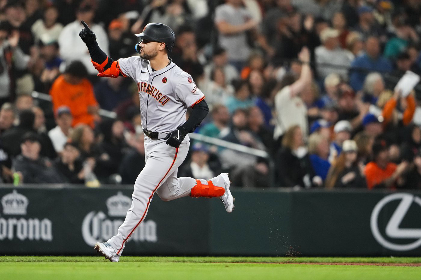 Conforto's Dodgers Debut: A Hernandez-esque Impact? Conforto's Dodgers Debut: A Hernandez-esque Impact?
