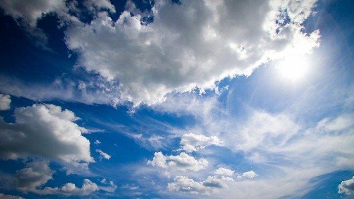 Cuaca Bali Besok: Dominan Berawan, Potensi Hujan Ringan Cuaca Bali Besok: Dominan Berawan, Potensi Hujan Ringan