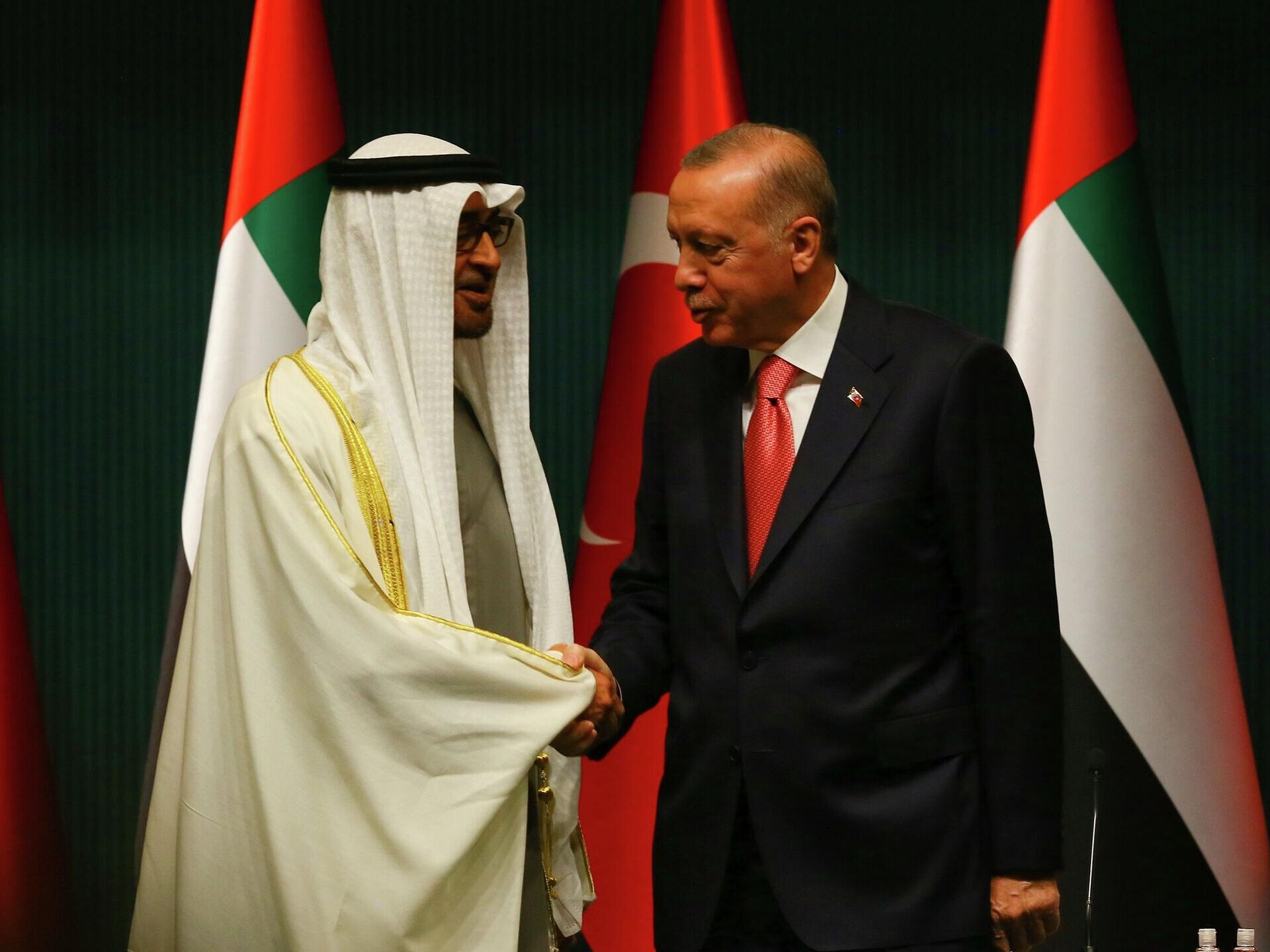 Cumhurbaşkanı Erdoğan'ın Birleşik Arap Emirlikleri Devlet Başkanı Ile Telefon Görüşmesi: Önemli Konular Cumhurbaşkanı Erdoğan'ın Birleşik Arap Emirlikleri Devlet Başkanı Ile Telefon Görüşmesi: Önemli Konular