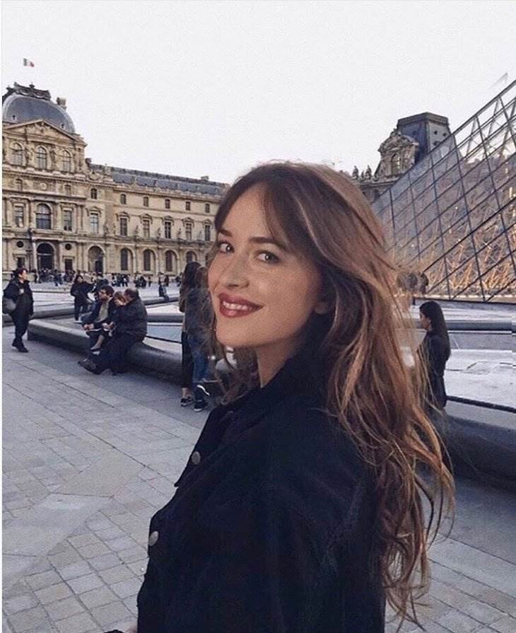 Dakota Johnson Má Dvojníčku? Objavili Sme Ju Na Slovensku! Dakota Johnson Má Dvojníčku? Objavili Sme Ju Na Slovensku!