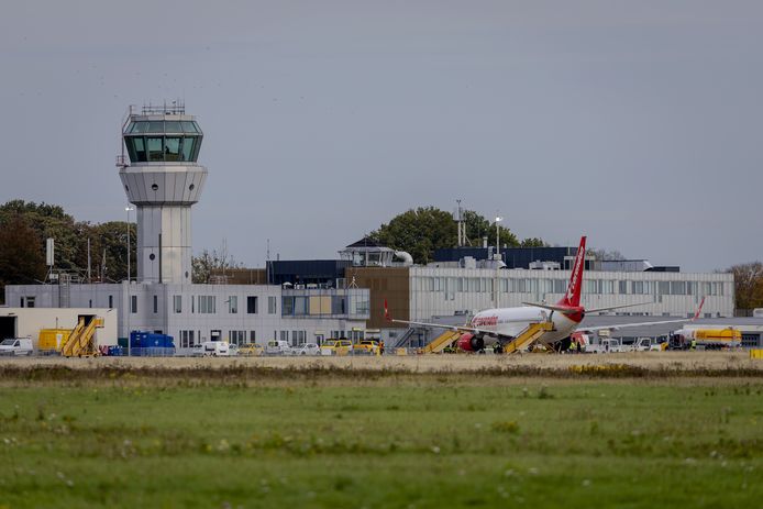 Dalende Passagiersaantallen Maastricht Airport: 2025 Prognose Dalende Passagiersaantallen Maastricht Airport: 2025 Prognose