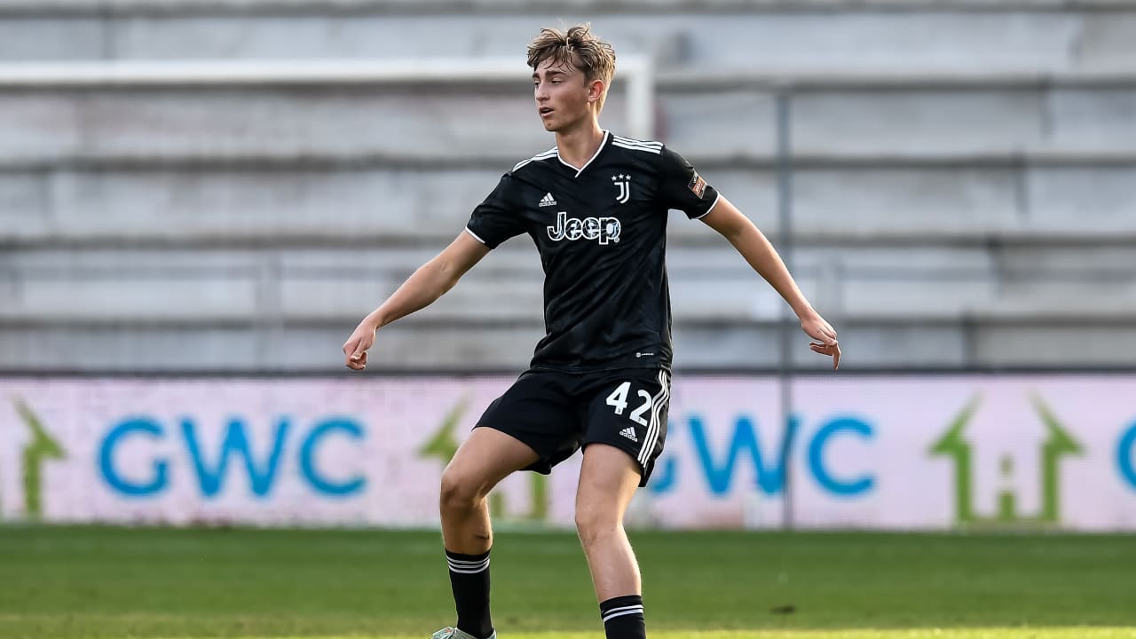 Dean Huijsen's Next Move: Arsenal And Chelsea Lead The Chase Dean Huijsen's Next Move: Arsenal And Chelsea Lead The Chase
