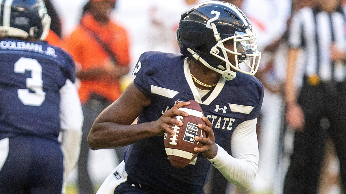 Deion Sanders And Shedeur Sanders: ESPN Analyst Offers Fresh Perspective On Draft Prospects Deion Sanders And Shedeur Sanders: ESPN Analyst Offers Fresh Perspective On Draft Prospects