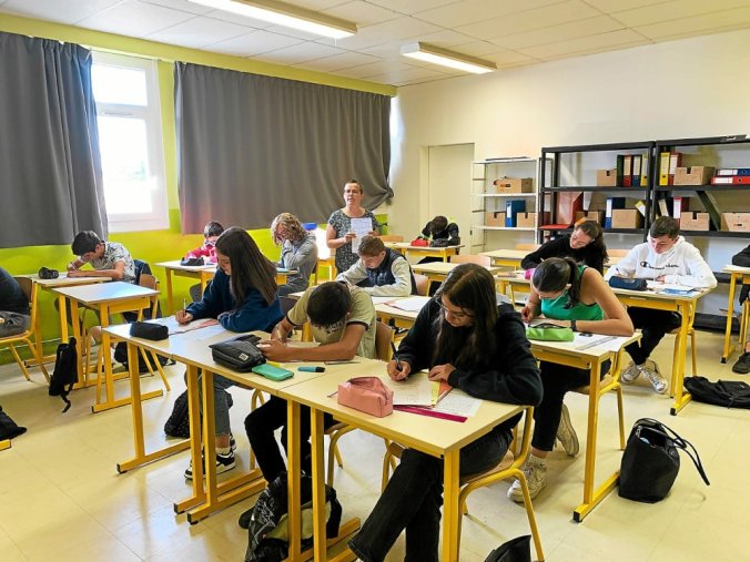 Déménagement Des Maternelles À Saint-Ouen : Le Trafic De Drogues Pointé Du Doigt Déménagement Des Maternelles À Saint-Ouen : Le Trafic De Drogues Pointé Du Doigt