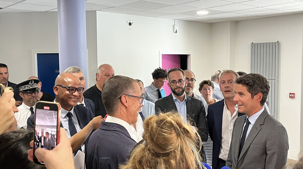 Départ De Feu À La Médiathèque Champollion De Dijon : Bilan Et Conséquences Départ De Feu À La Médiathèque Champollion De Dijon : Bilan Et Conséquences