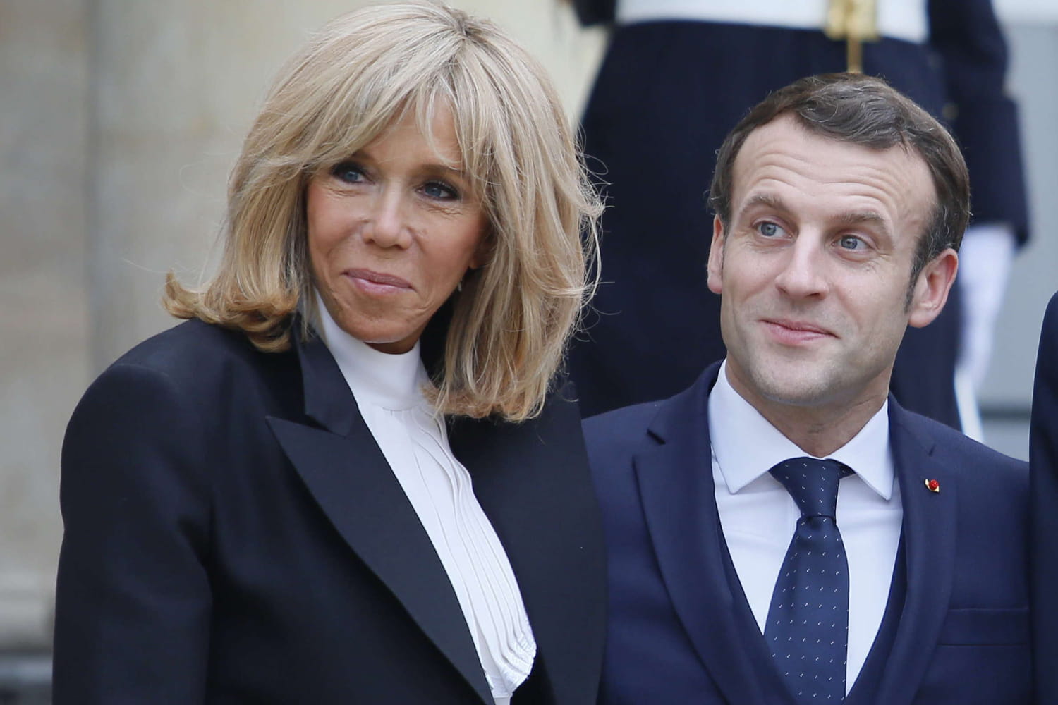 Des Années Après Leur Mariage : Emmanuel Macron Parle De Son Intimité Avec Brigitte Des Années Après Leur Mariage : Emmanuel Macron Parle De Son Intimité Avec Brigitte