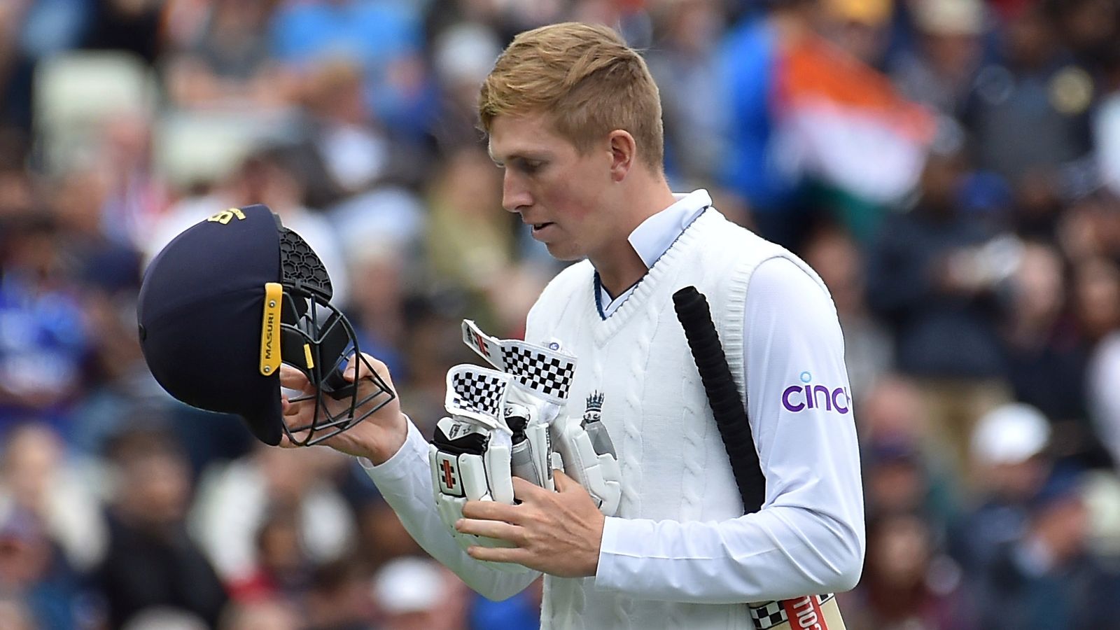 Despite Slump, England Stands By Zak Crawley Despite Slump, England Stands By Zak Crawley