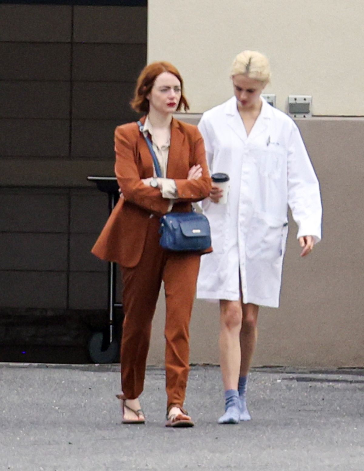 Did Emma Stone And Margaret Qualley Have A Feud At The Oscars? Did Emma Stone And Margaret Qualley Have A Feud At The Oscars?
