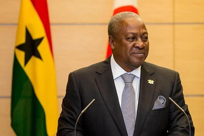 Diplomatie : Le Président Mahama En Visite Officielle À Abidjan Diplomatie : Le Président Mahama En Visite Officielle À Abidjan
