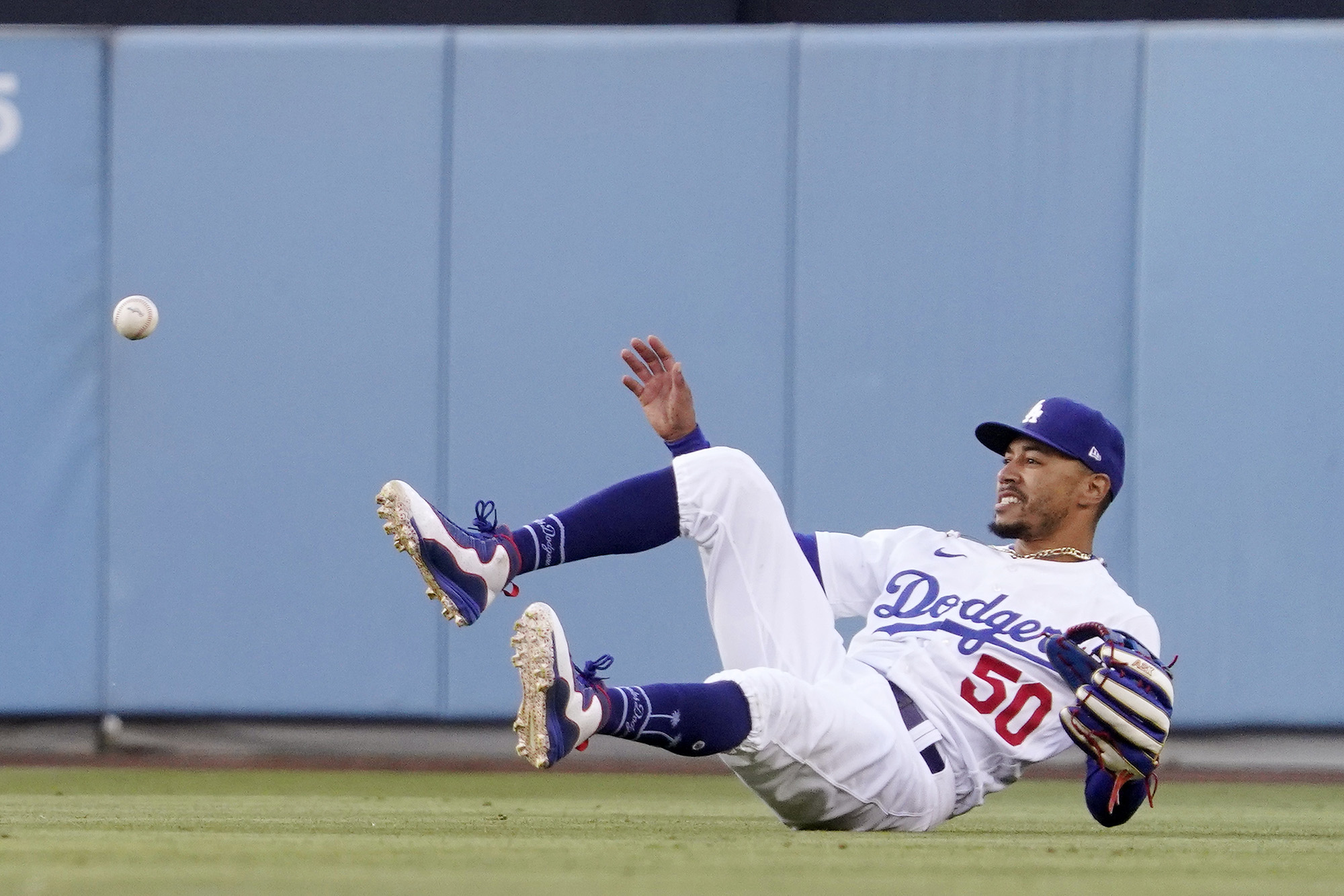 Dodgers Star Mookie Betts Out With Illness, Misses Freeway Series Dodgers Star Mookie Betts Out With Illness, Misses Freeway Series
