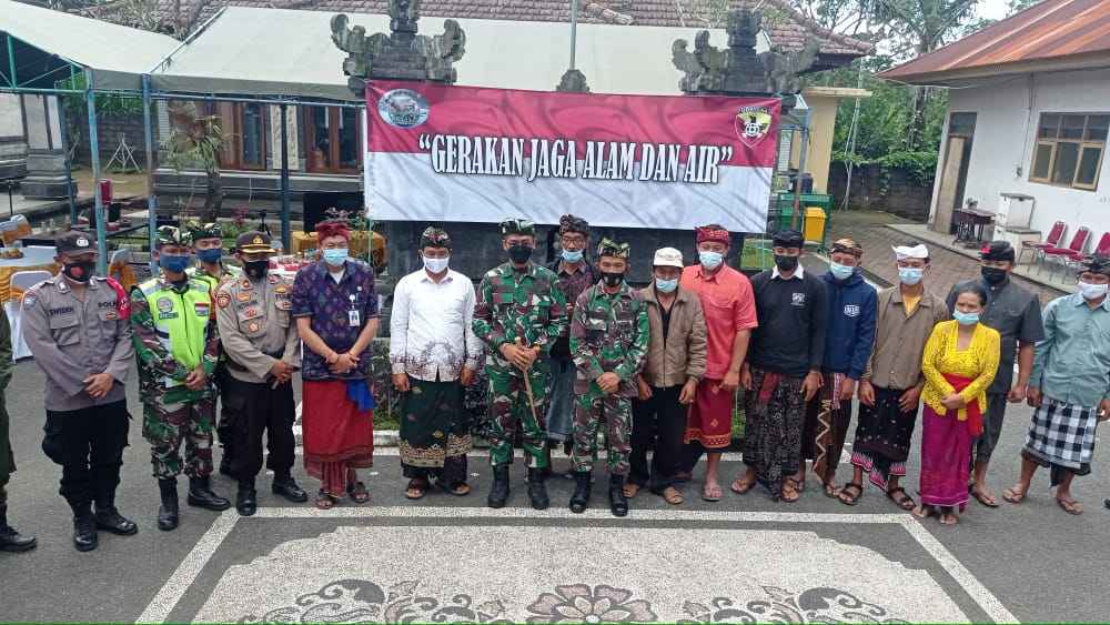 Dukungan Kodam Udayana Untuk Gerakan Bali Bersih Sampah: Inisiatif Dan Implementasi Dukungan Kodam Udayana Untuk Gerakan Bali Bersih Sampah: Inisiatif Dan Implementasi