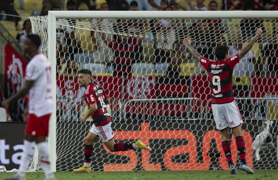 Dupla De Arrascaeta Garante Vitória Do Flamengo Sobre O Grêmio Dupla De Arrascaeta Garante Vitória Do Flamengo Sobre O Grêmio