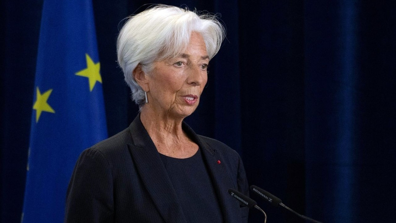 ECB Başkanı Lagarde: Yüksek Belirsizliğin Etkileri Ve Beklentiler ECB Başkanı Lagarde: Yüksek Belirsizliğin Etkileri Ve Beklentiler