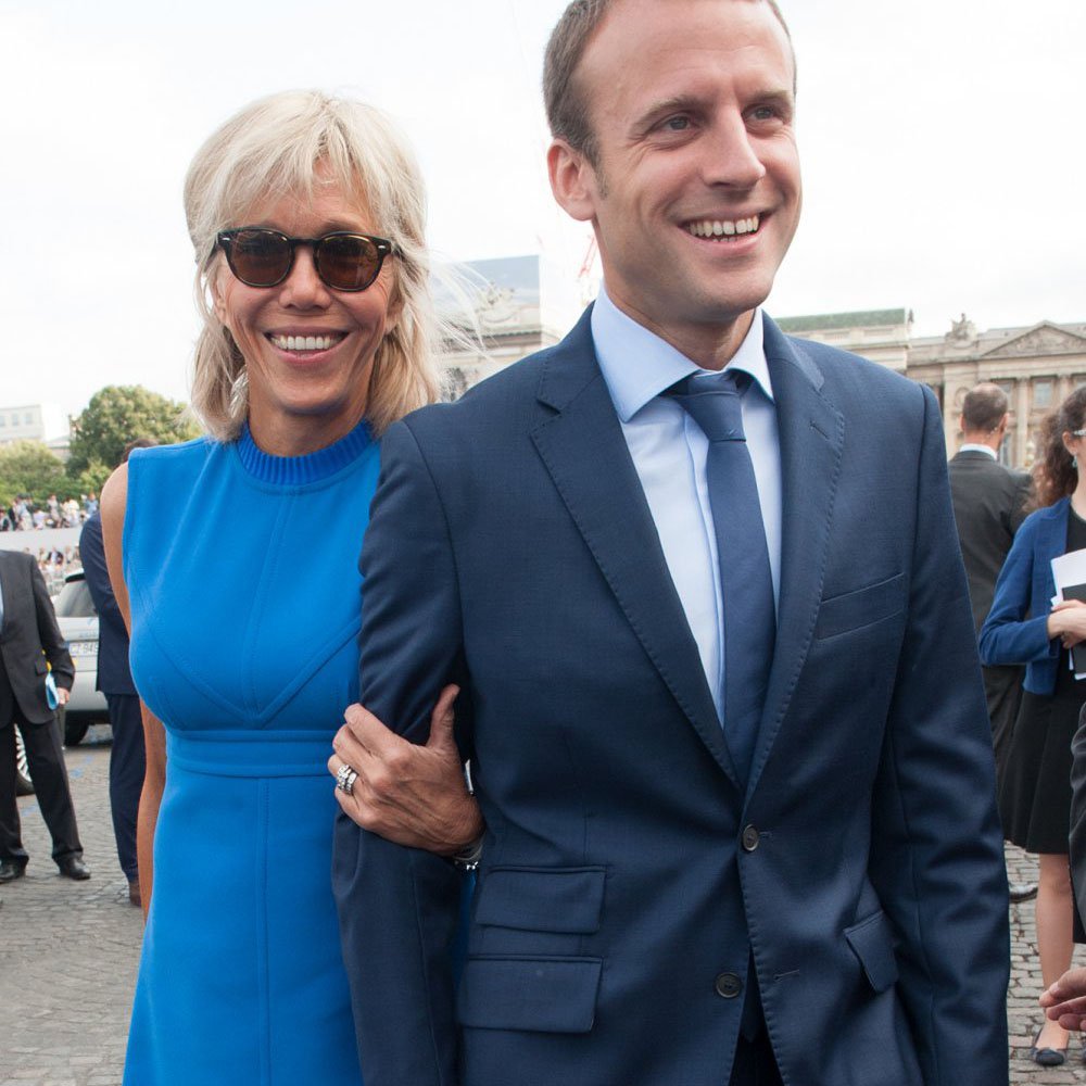 Emmanuel Macron Et Brigitte : Une Intimité Dévoilée Après Des Années De Mariage Emmanuel Macron Et Brigitte : Une Intimité Dévoilée Après Des Années De Mariage