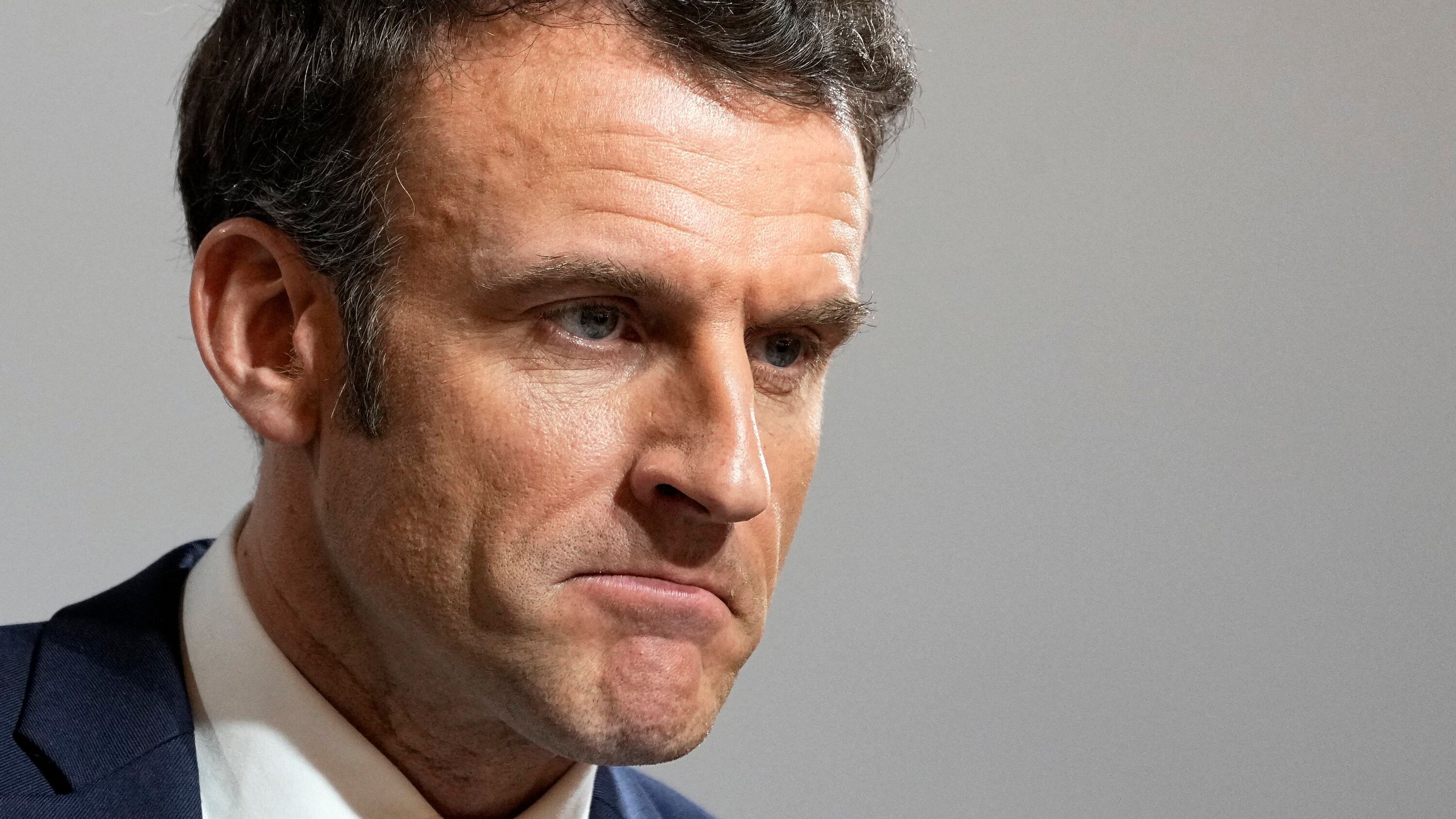 Emmanuel Macron Face À La Souffrance: Images Rares D'une Rencontre Poignante Avec Des Victimes Israéliennes Emmanuel Macron Face À La Souffrance: Images Rares D'une Rencontre Poignante Avec Des Victimes Israéliennes