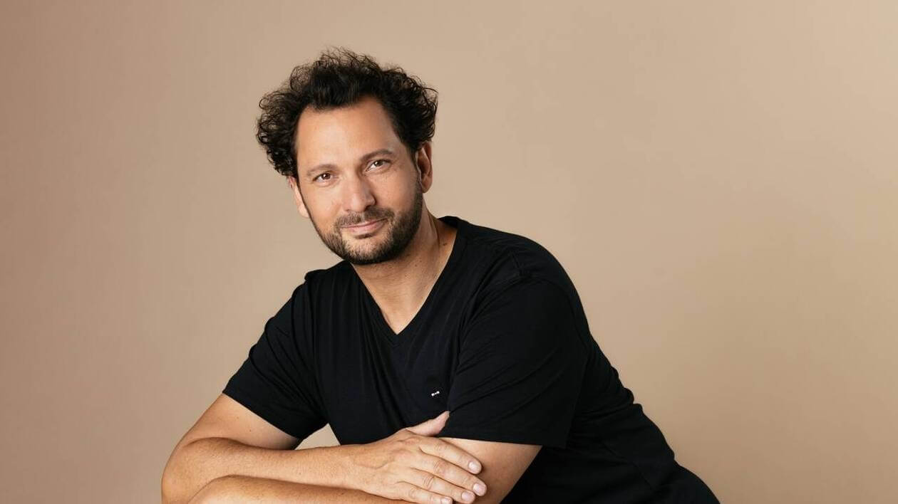 Eric Antoine En Couple ? Un Acteur Célèbre Parmi Ses Partenaires ? Eric Antoine En Couple ? Un Acteur Célèbre Parmi Ses Partenaires ?