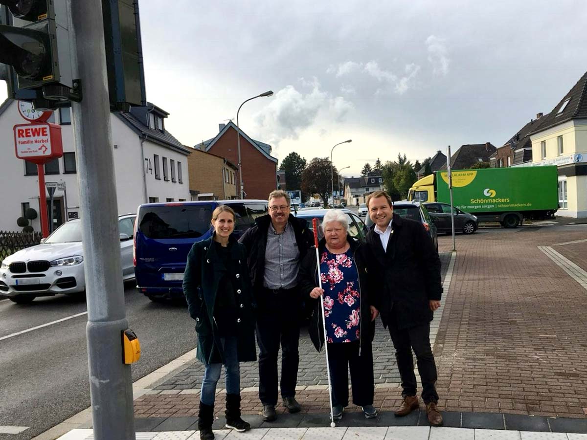 Eröffnung Der Karl Weinbar: Neue Weinbar An Der Venloer Straße Eröffnung Der Karl Weinbar: Neue Weinbar An Der Venloer Straße
