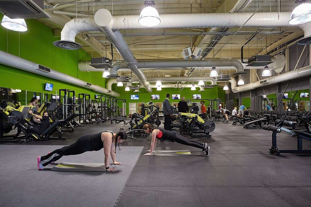 Essex Bannatyne Health Club: Padel Court Proposal Unveiled Essex Bannatyne Health Club: Padel Court Proposal Unveiled