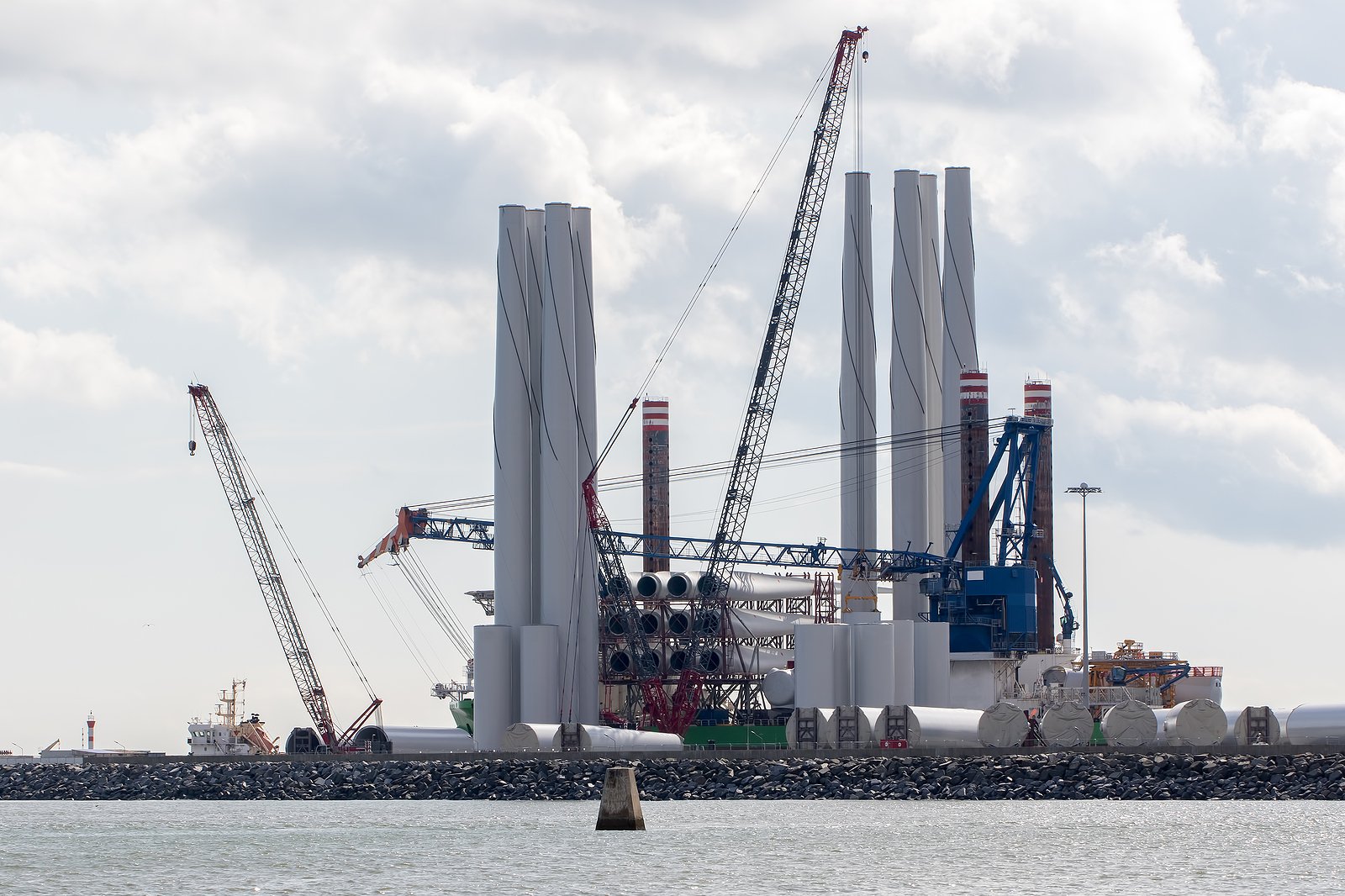 Expensive Offshore Wind Farms: A Decline In Industry Interest? Expensive Offshore Wind Farms: A Decline In Industry Interest?