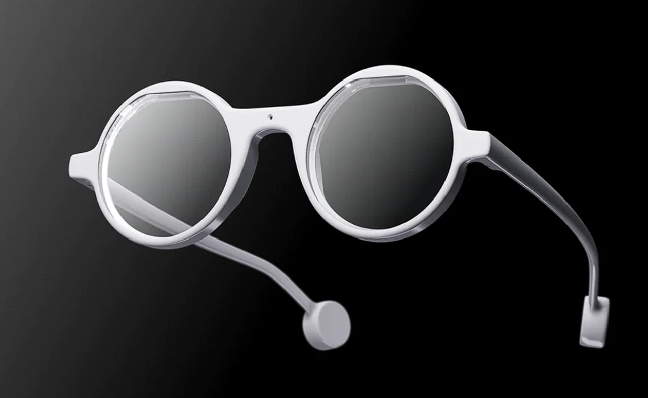 Exploring Google's AI Smart Glasses Prototype Exploring Google's AI Smart Glasses Prototype