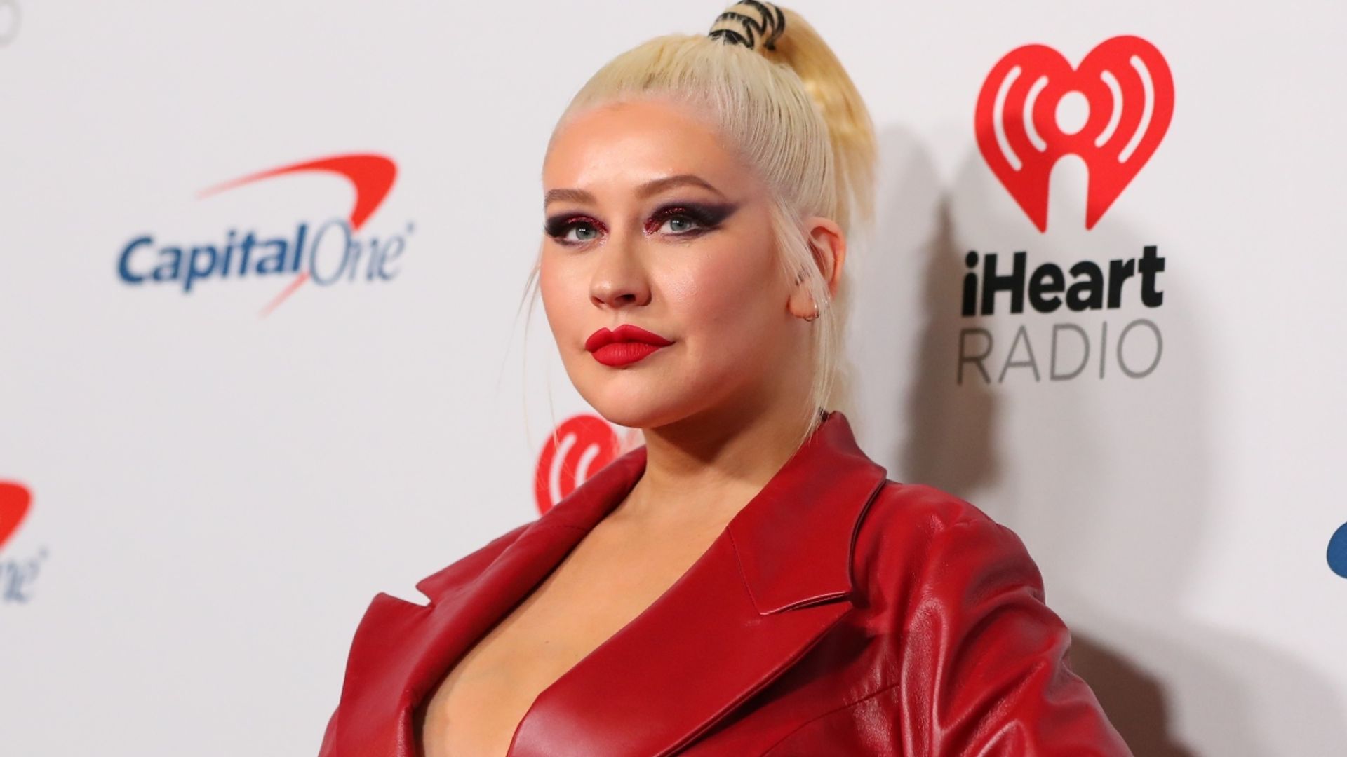 Fans Claim Christina Aguilera Doesn't Look Like Herself In Recent Photoshoot Fans Claim Christina Aguilera Doesn't Look Like Herself In Recent Photoshoot