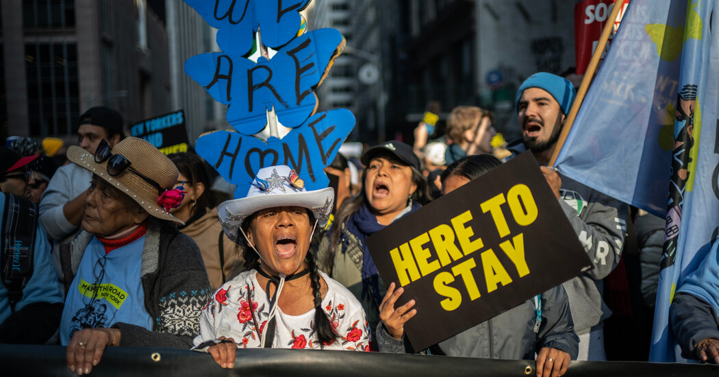 Farrow's Outrage: Trump's Venezuelan Deportation Policy Sparks Legal Action Demand Farrow's Outrage: Trump's Venezuelan Deportation Policy Sparks Legal Action Demand