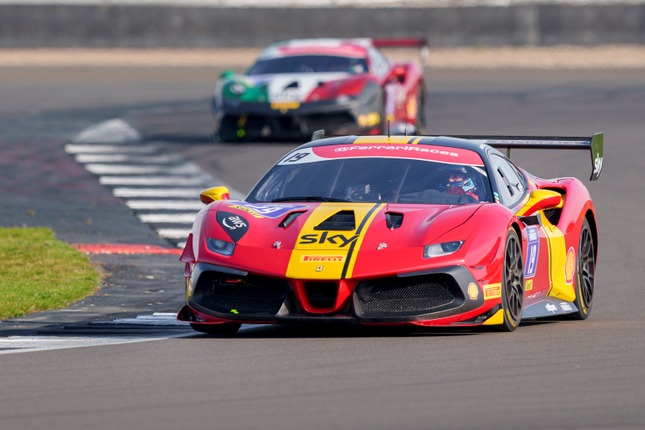 Ferrari Challenge Racing: A South Florida Spectacle Ferrari Challenge Racing: A South Florida Spectacle