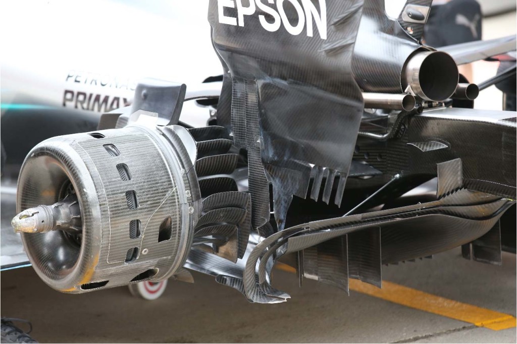 Formula 1 Chinese GP: Analyzing The Hamilton-Leclerc Contact Formula 1 Chinese GP: Analyzing The Hamilton-Leclerc Contact
