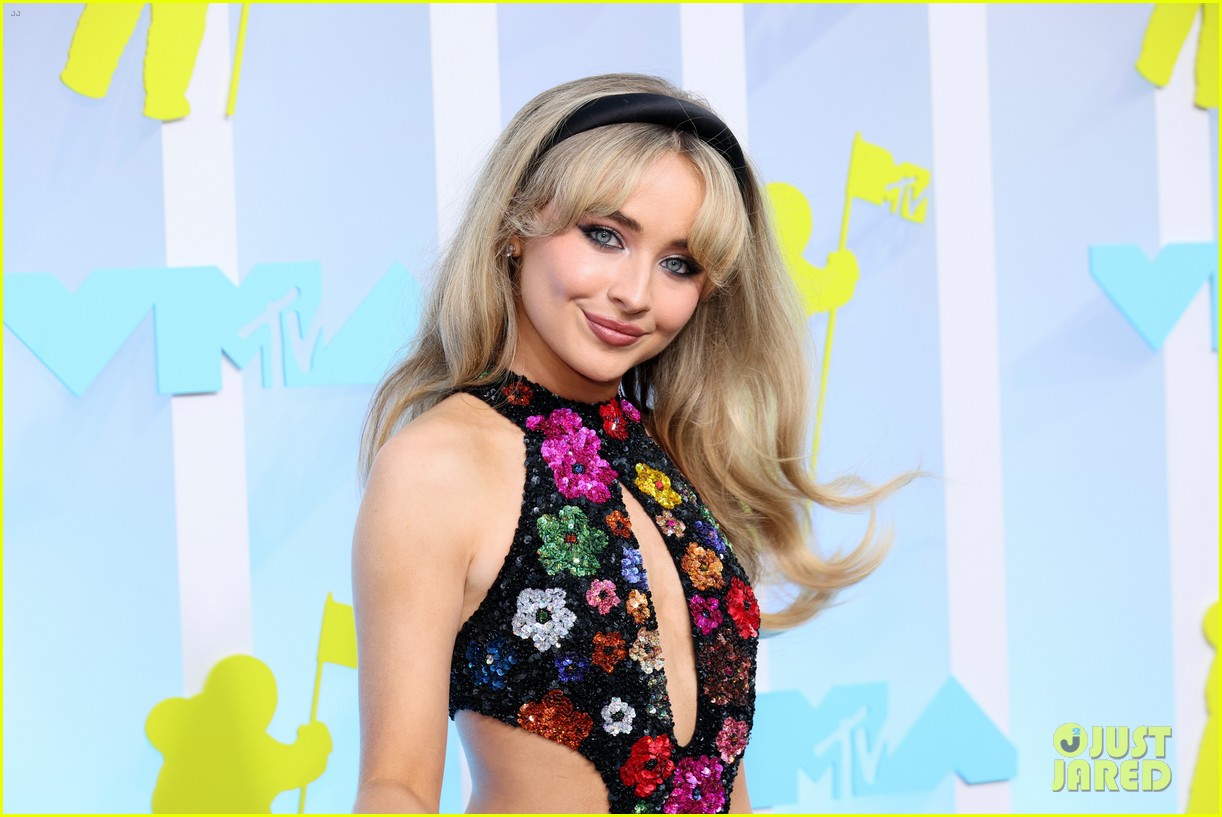 Fortnite 34.30: Sabrina Carpenter Skin, Patch Notes, And Maintenance Downtime Fortnite 34.30: Sabrina Carpenter Skin, Patch Notes, And Maintenance Downtime