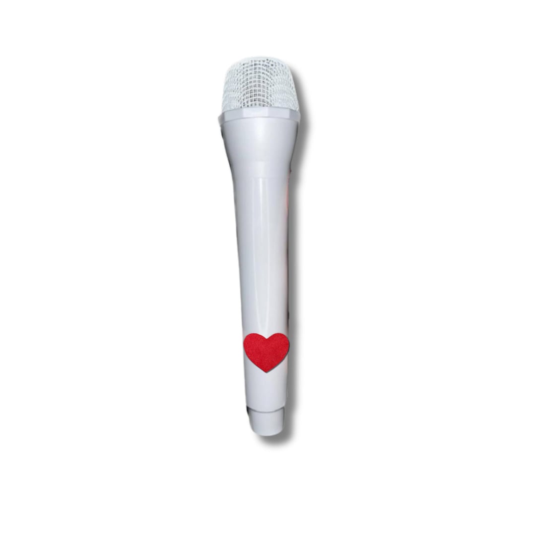 Fortnite Leak Points To Sabrina Carpenter Performance: Microphone Spotted Fortnite Leak Points To Sabrina Carpenter Performance: Microphone Spotted