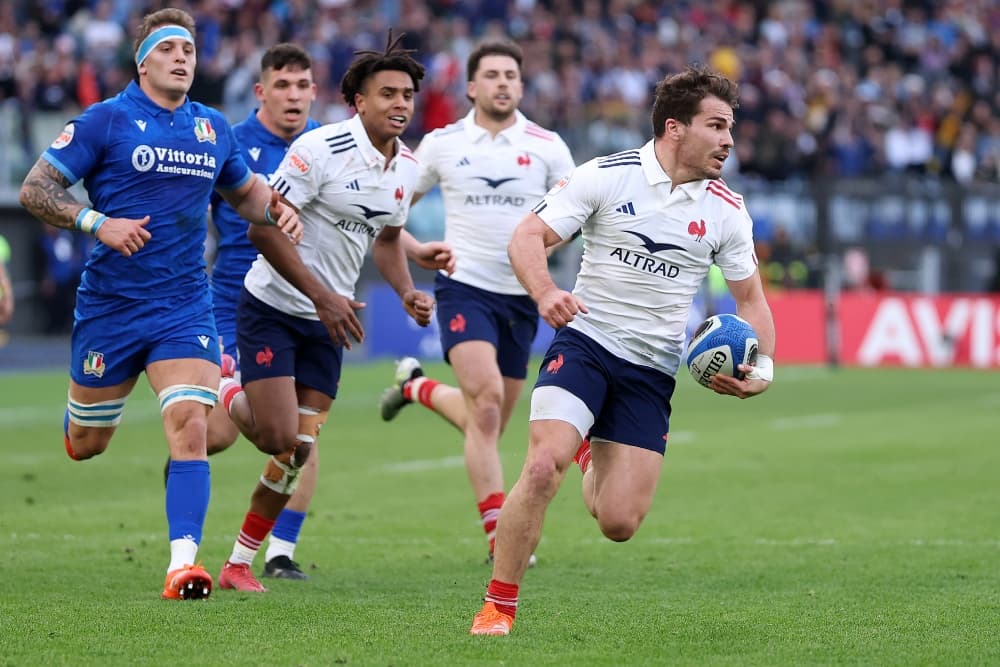 France's Rugby Triumph: Dupont's Masterclass Against Italy