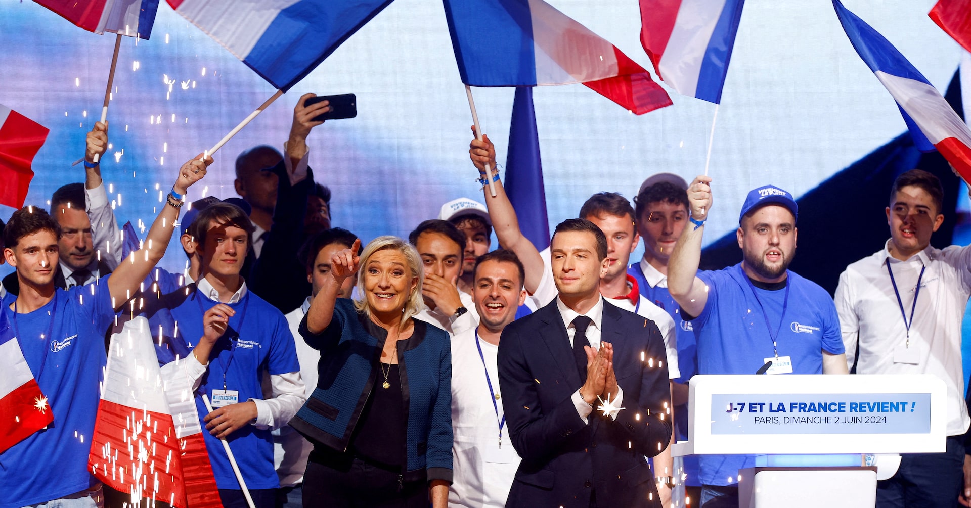 French Government Faces Criticism Over Defense Decision-Making Process French Government Faces Criticism Over Defense Decision-Making Process