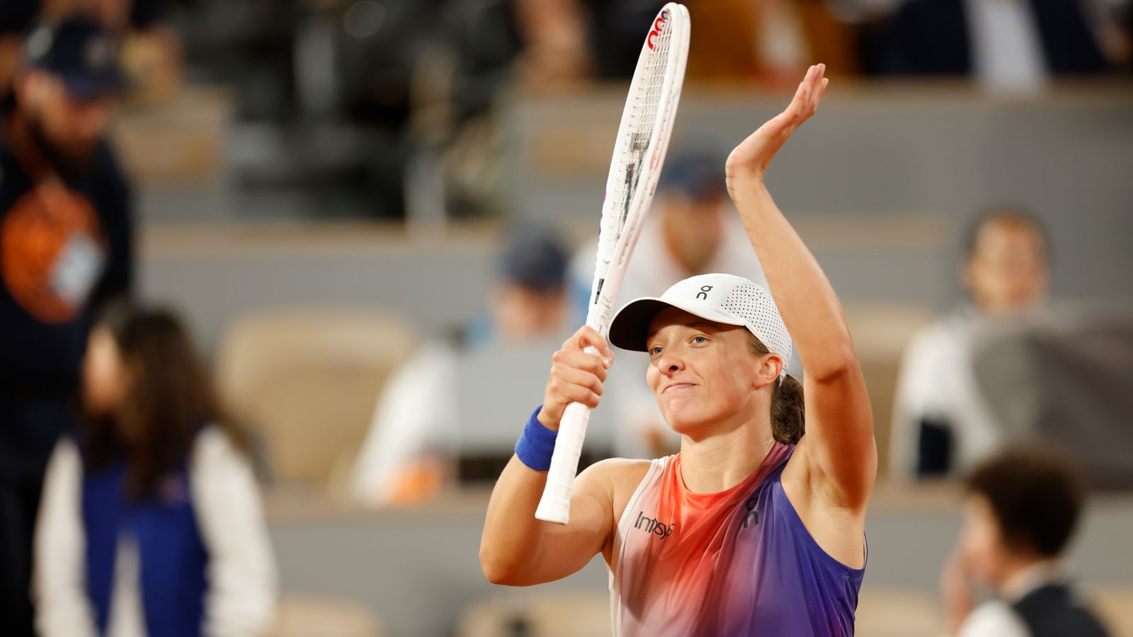 French Open 2024: Alcaraz And Swiatek Dominate Early Rounds; Fritz, Navarro, And Osaka Upset French Open 2024: Alcaraz And Swiatek Dominate Early Rounds; Fritz, Navarro, And Osaka Upset