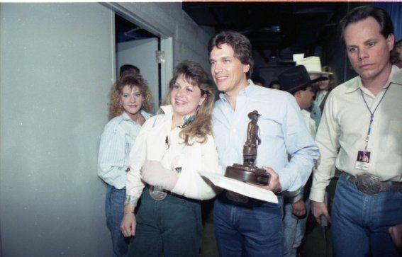 George Strait Visits Dairy Queen, Poses For Picture With Employee