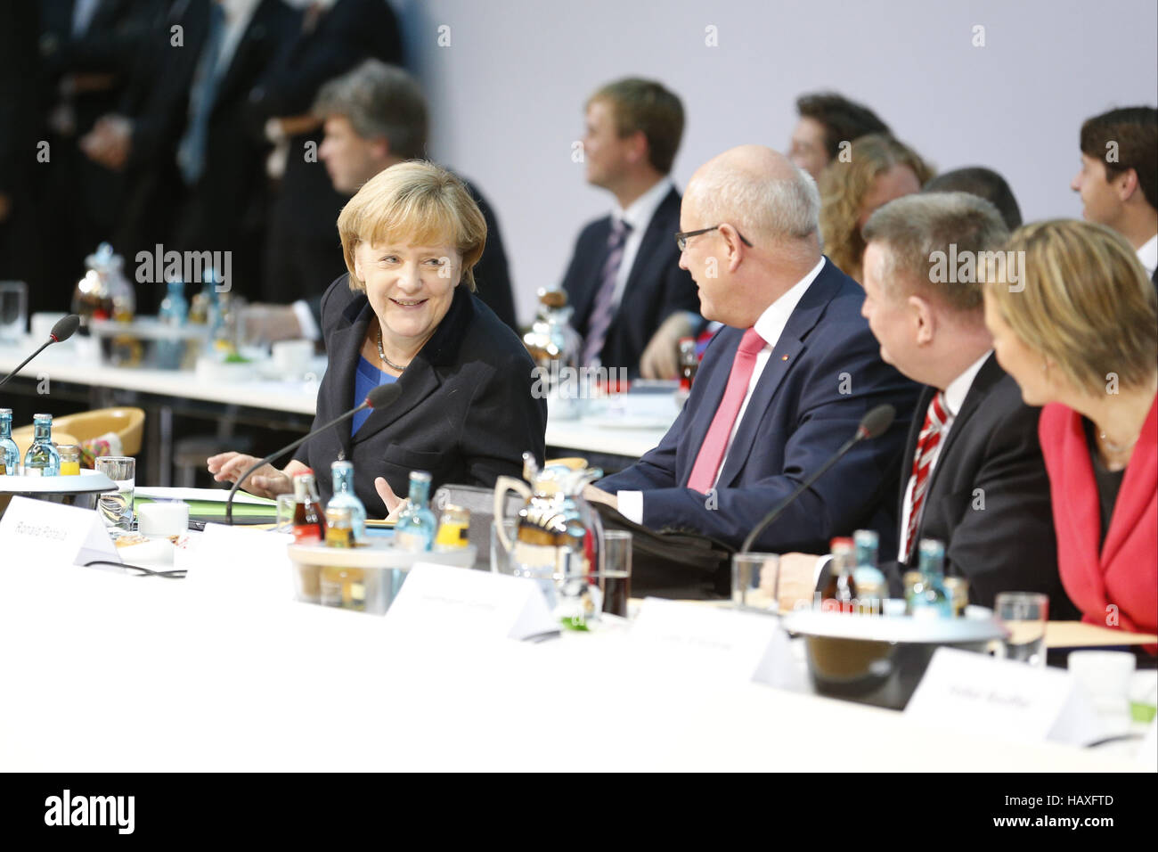 Germany's SPD: Coalition Negotiations Amidst Youth Protests Germany's SPD: Coalition Negotiations Amidst Youth Protests