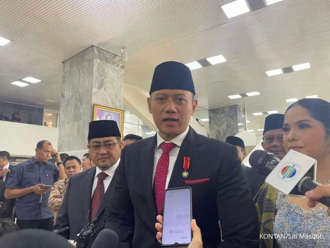 Giant Sea Wall: Menko AHY Sampaikan Informasi Terbaru Proyek Giant Sea Wall: Menko AHY Sampaikan Informasi Terbaru Proyek