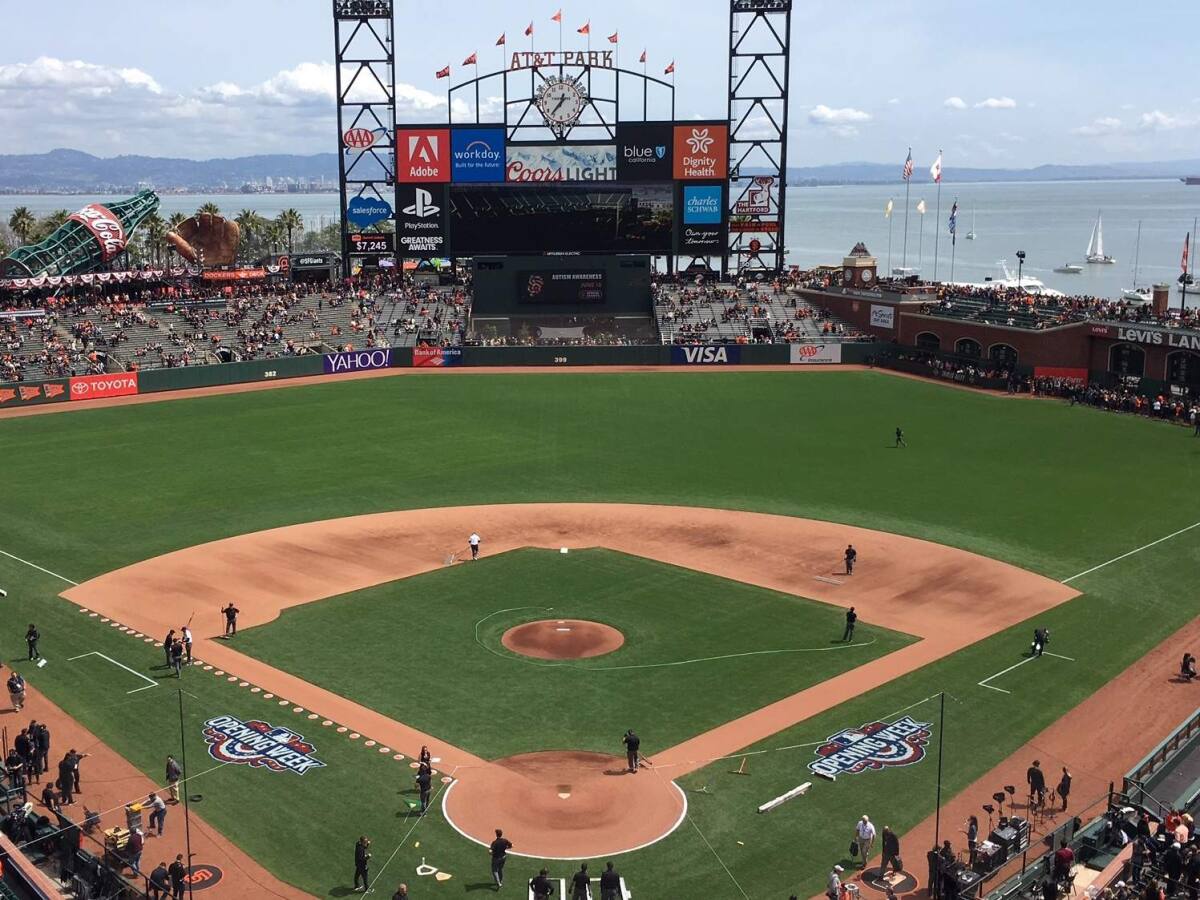 Giants Home Opener: Adames Delivers Walk-Off Victory Giants Home Opener: Adames Delivers Walk-Off Victory