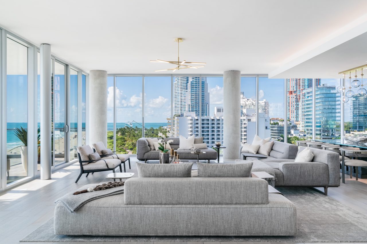 Glamorous Miami Hedge Funder Banned From US For Alleged Immigration Fraud Glamorous Miami Hedge Funder Banned From US For Alleged Immigration Fraud