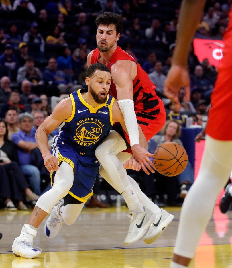 Golden State's Bench Duo, Hield And Payton, Key To Win Against Portland Golden State's Bench Duo, Hield And Payton, Key To Win Against Portland