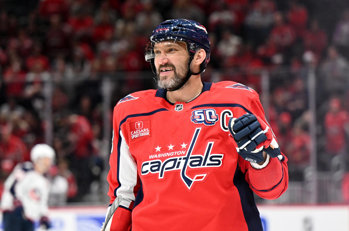 Great 8's Pursuit: Ovechkin Matches Gretzky's NHL Record Great 8's Pursuit: Ovechkin Matches Gretzky's NHL Record