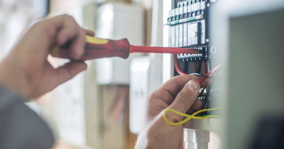 Grote Stroomstoring Breda: 30.000 Huishoudens Zonder Elektriciteit Grote Stroomstoring Breda: 30.000 Huishoudens Zonder Elektriciteit