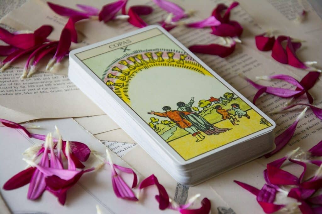 Guía Para Entender Los Arcanos Menores Del Tarot