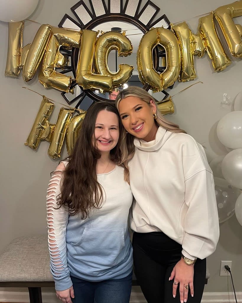 Gypsy Rose Blanchard Celebrates Valentine's Day With Daughter Aurora Gypsy Rose Blanchard Celebrates Valentine's Day With Daughter Aurora