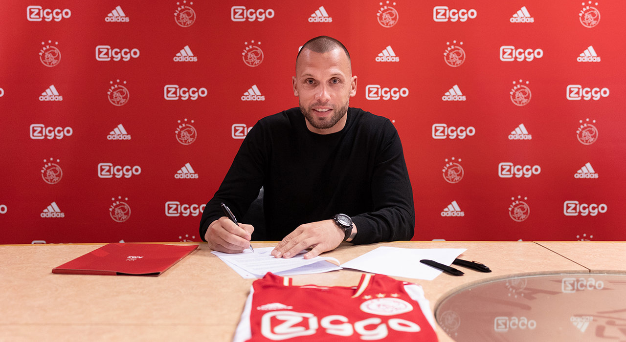 Heitinga Keert Terug Naar Ajax? Gesprekken Bevestigd. Heitinga Keert Terug Naar Ajax? Gesprekken Bevestigd.