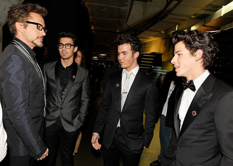 How Joe Jonas Defused A Couple's Argument About Him How Joe Jonas Defused A Couple's Argument About Him