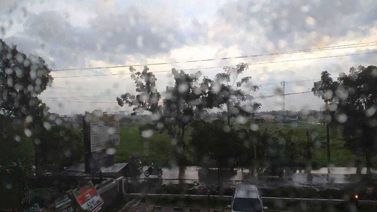 Hujan Di Semarang Hari Ini Dan Besok (26 Maret): Ramalan Cuaca Jawa Tengah Hujan Di Semarang Hari Ini Dan Besok (26 Maret): Ramalan Cuaca Jawa Tengah