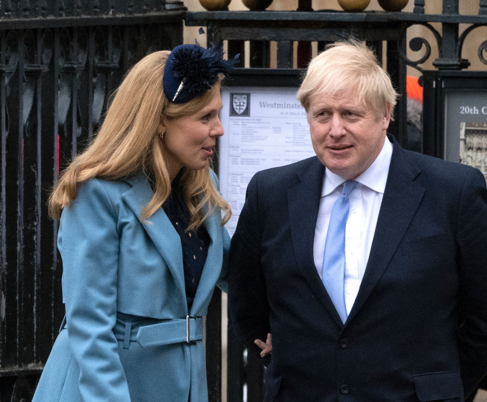 Incidente Con Avestruz: Boris Johnson Y Su Familia En Texas