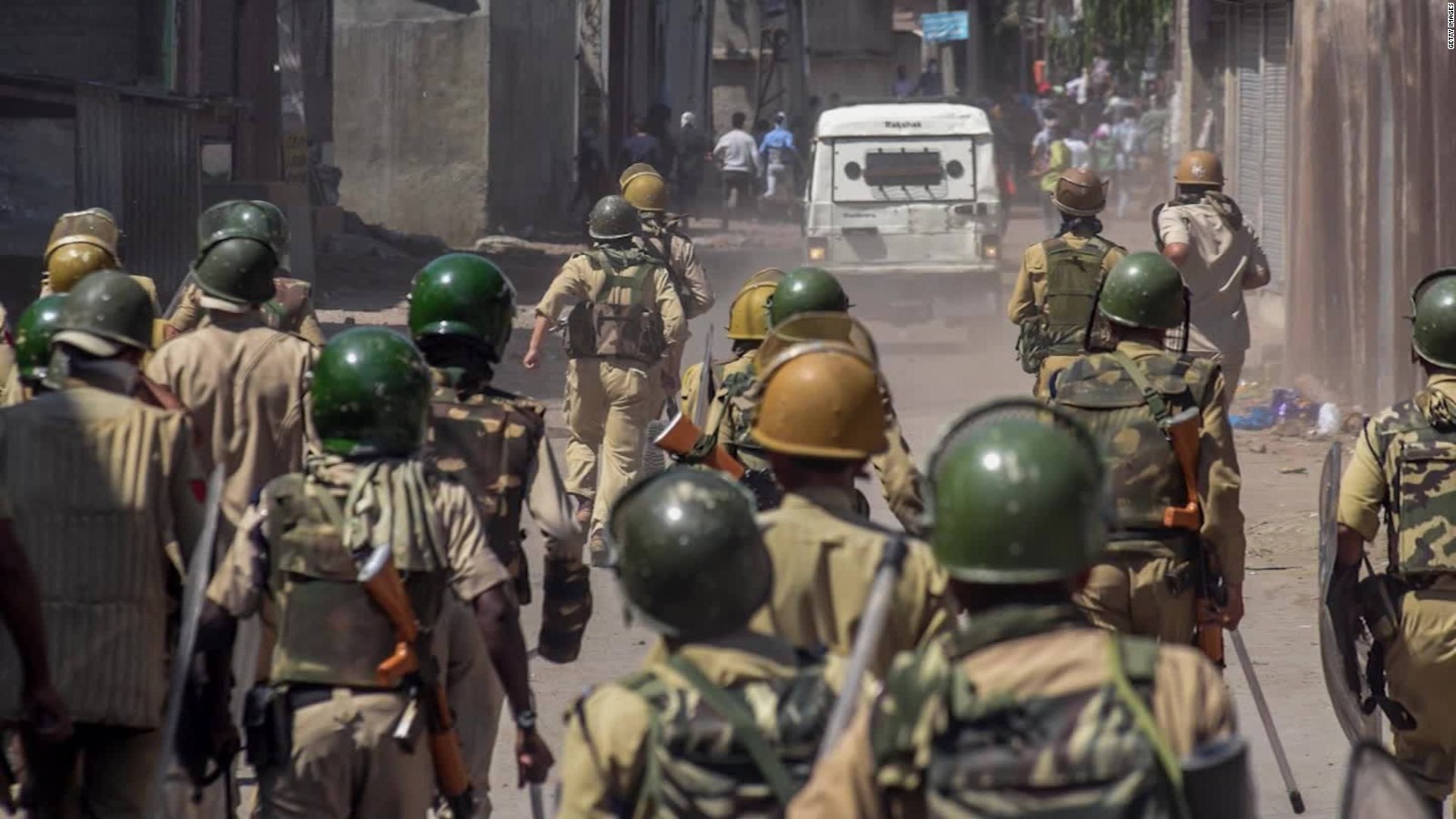 India-Pakistan Border Tensions: 5 Soldiers Dead, Truce Remains India-Pakistan Border Tensions: 5 Soldiers Dead, Truce Remains